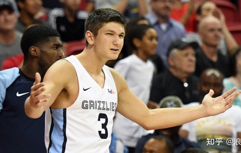 XINGKONG-德国杯关键时刻走向成谜，密尔沃基雄鹿门线救险，引发热议，医务组通报恢复(爱德华兹关键时刻压制SGA取胜)