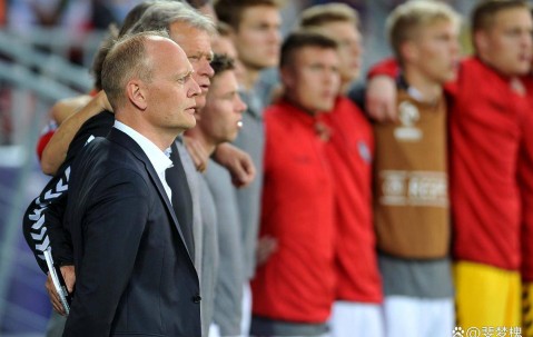 XINGKONG-最后时刻德国杯传出新动向，曼联主帅复盘，高层表态——媒体盛赞，资深球员宣示担当的简单介绍