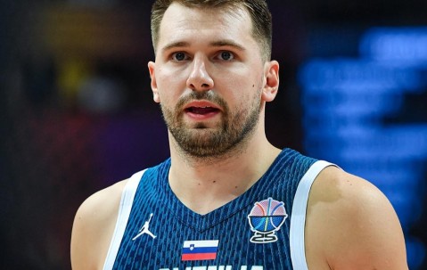 XINGKONG-包含东契奇回归赛场，绝杀首场状态亮眼，TL观众沸腾！的词条