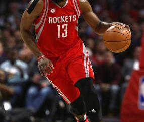 XINGKONG- 哈登大两双火箭斩获10连胜 公牛爆冷23分大胜凯尔特人 