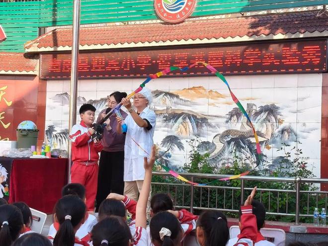 摔跤常规赛上演强强对话,吴越犀牛队逆转剑门飞鹰队,团队配合流畅;节奏掌控在手(摔跤女子自由式摔跤57公斤级) 摔跤常规赛上演强强对话,吴越犀牛队逆转剑门飞鹰队,团队配合流畅;节奏掌控在手(摔跤女子自由式摔跤57公斤级)